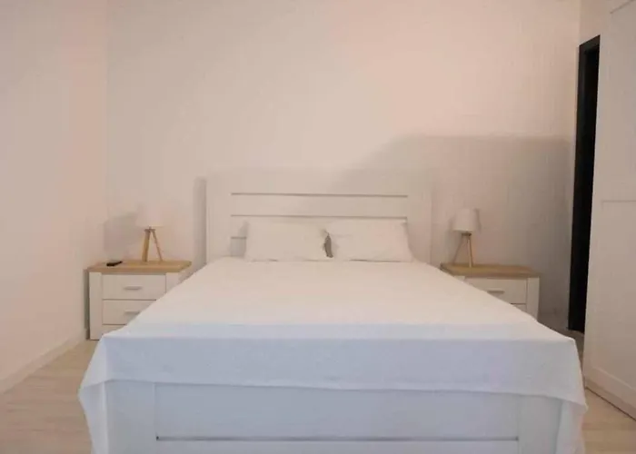 Amazing Quadruple With Sea View In Casa de hóspedes São Roque do Pico